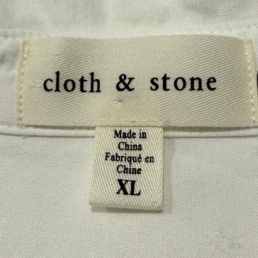 Anthropologie Cloth & Stone Classic White Button-Up Top with a Sheered front - Picture 5 of 12